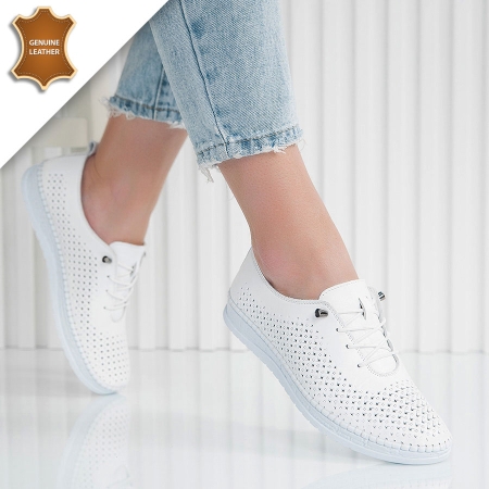 Обувки Happy White