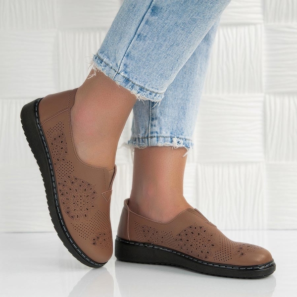 Обувки Rosita Brown