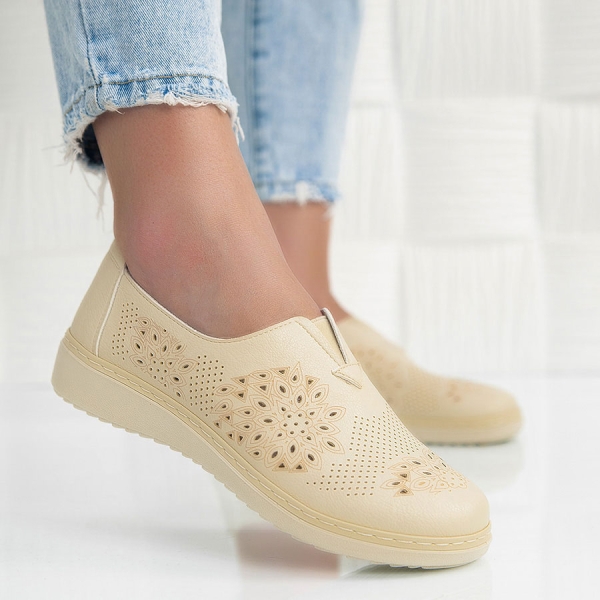 Обувки Rosita Beige