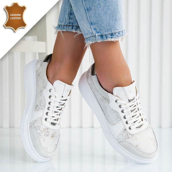 Обувки Roksana White