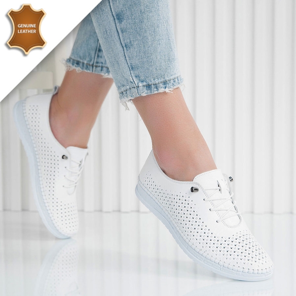 Обувки Happy White