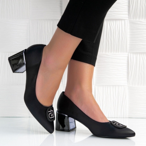 Обувки Jennifer Black