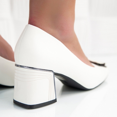 Обувки Melina White