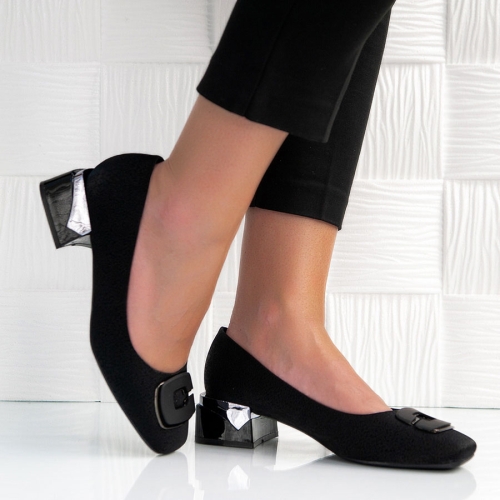 Обувки Debra Black