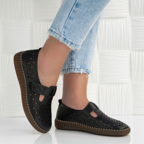 Обувки Efora Black