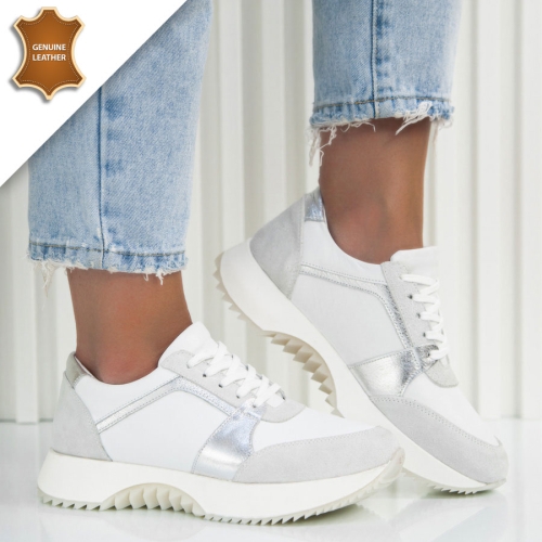 Обувки Daris White