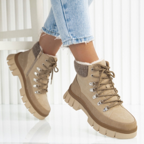 Боти Svetlana Beige