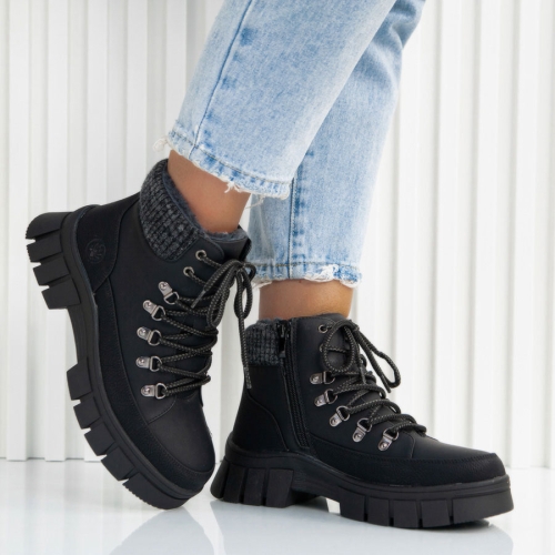 Боти Svetlana Black