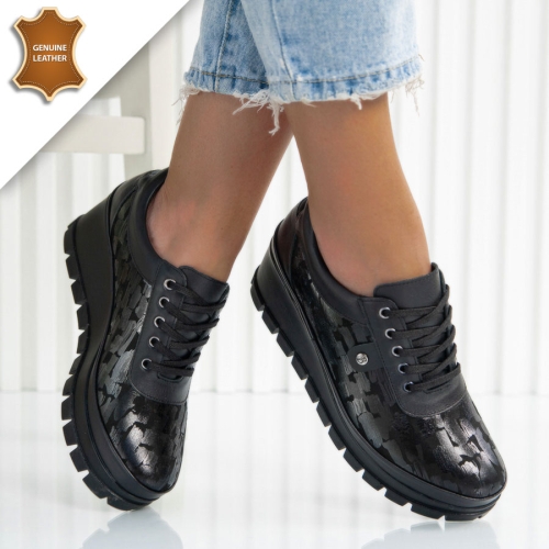 Обувки Angela Black