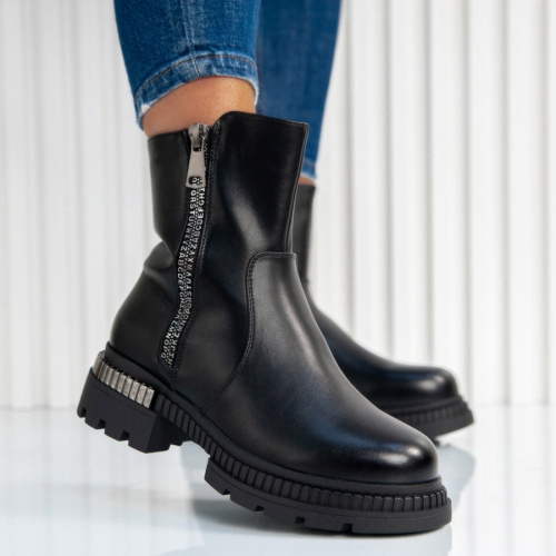 Боти Nansi Black