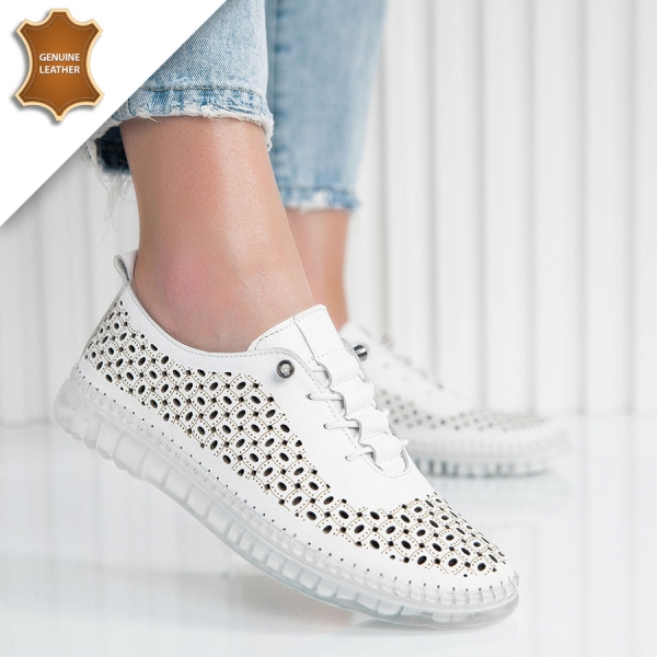 Обувки Agape White