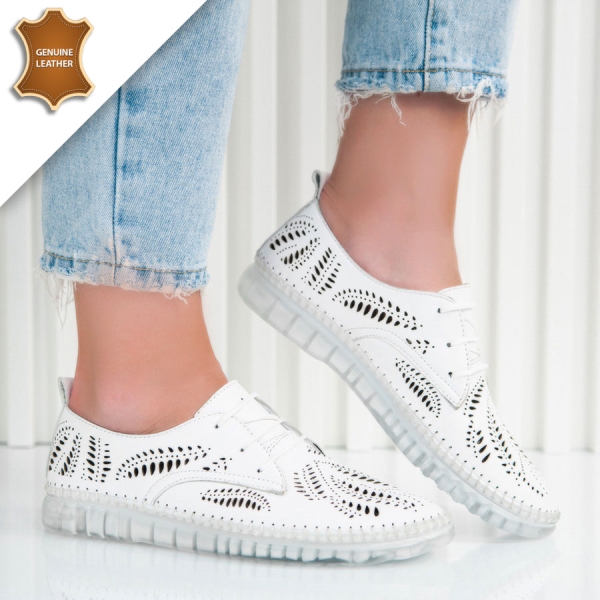  Обувки Lorena White