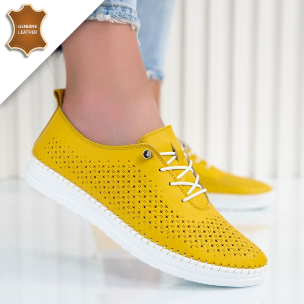 Обувки Happy Yellow