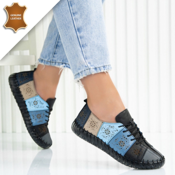 Обувки Debbra Black