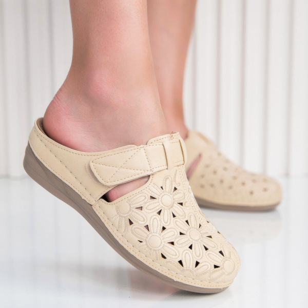 Чехли Casandra Beige