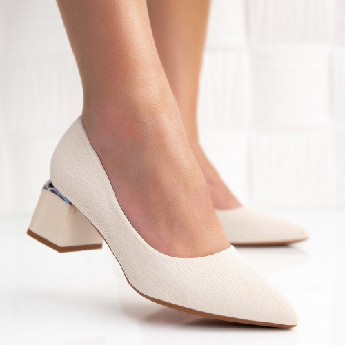 Обувки Juana Beige