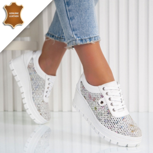 Обувки Emanuela White