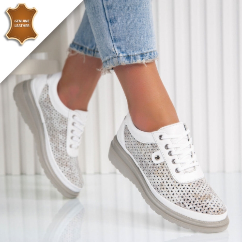 Обувки Claudia White