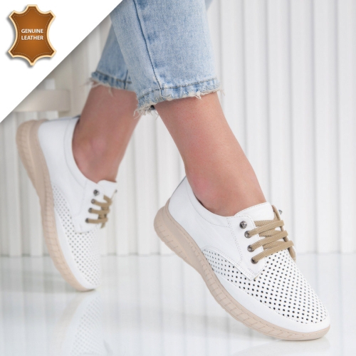 Обувки Capito White