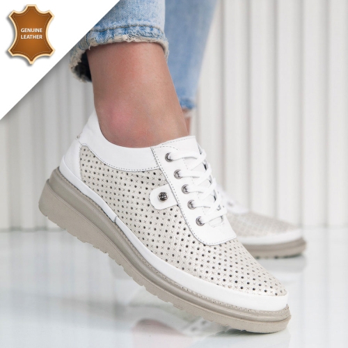 Обувки Elena White