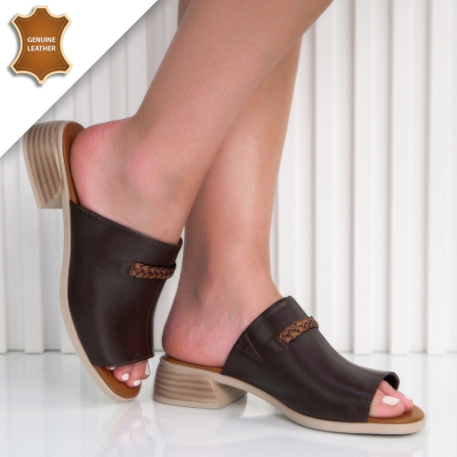 Чехли Dakota Brown