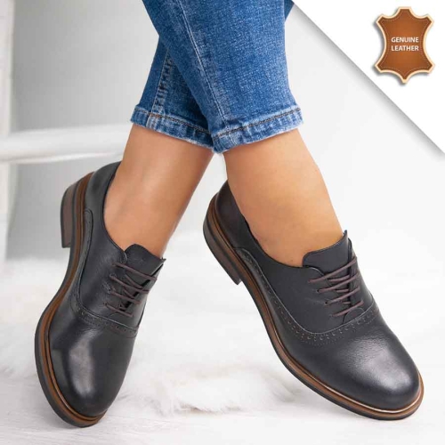 Обувки Susan Black